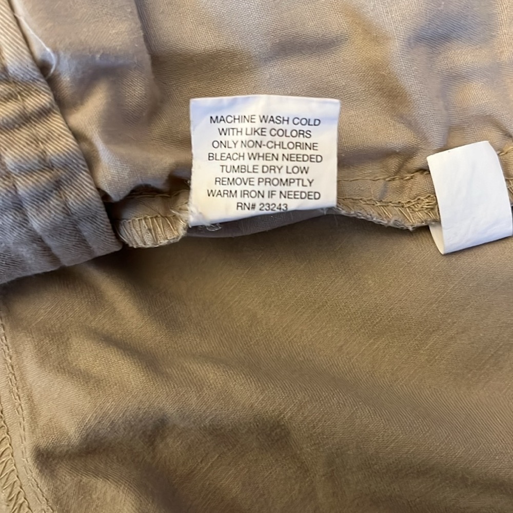 NY & Co Shorts 🤎 - Picture 11 of 14